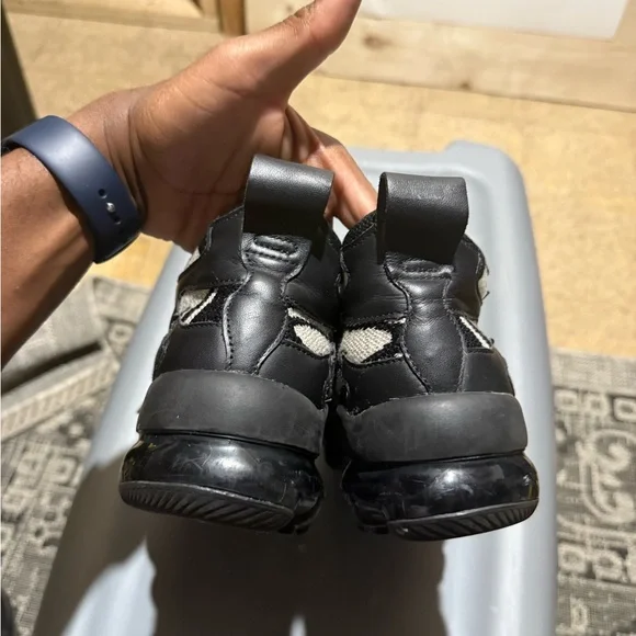 NIKE VAPORMAX GLIESE BLACK/WHITE SIZE MEN'S